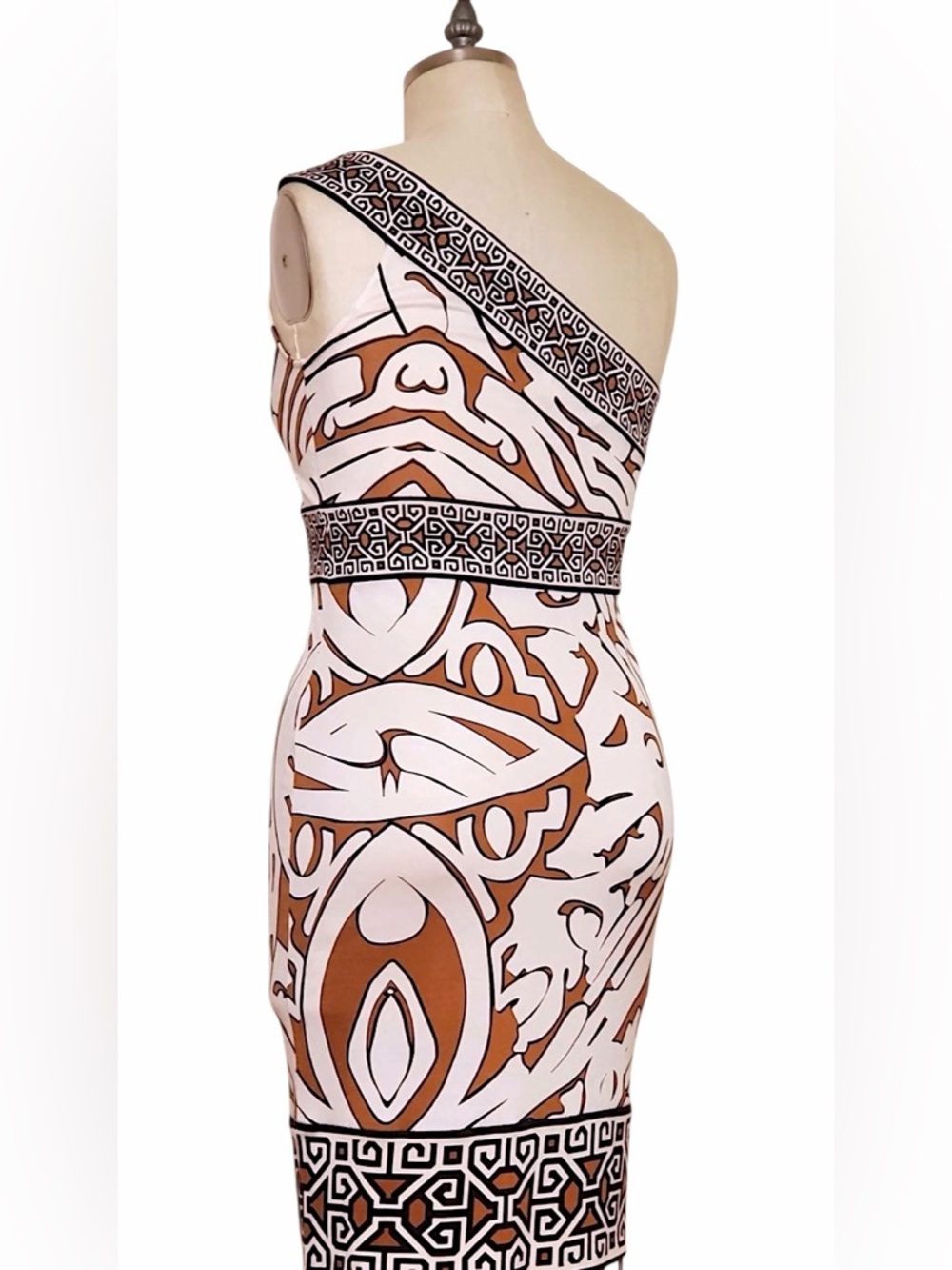 Diane Von Furstenberg 100% Silk Jersey Tahitian Maze Print, Y2K size 8 - Picture 3 of 9